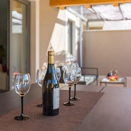 Holiday home Lovely In With Kitchen Porec