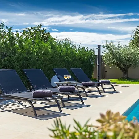 Σπίτι διακοπών Villa Flora Abrega *