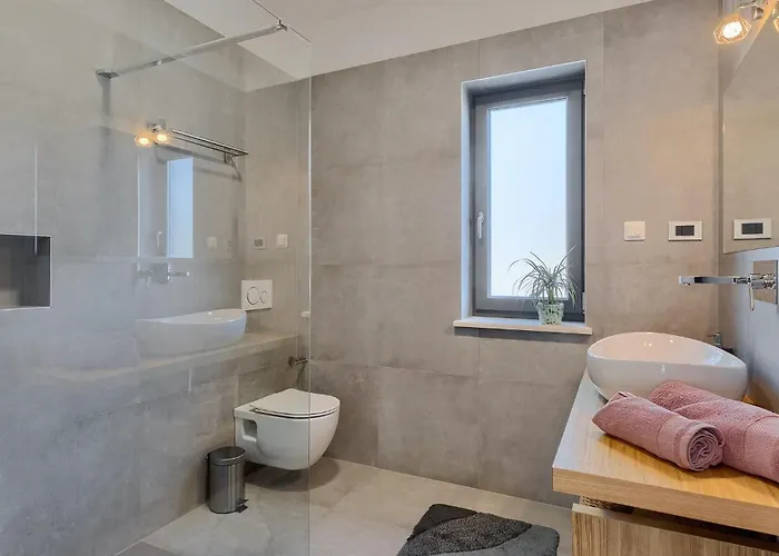 Villa Flora Abrega Ferienhaus Poreč