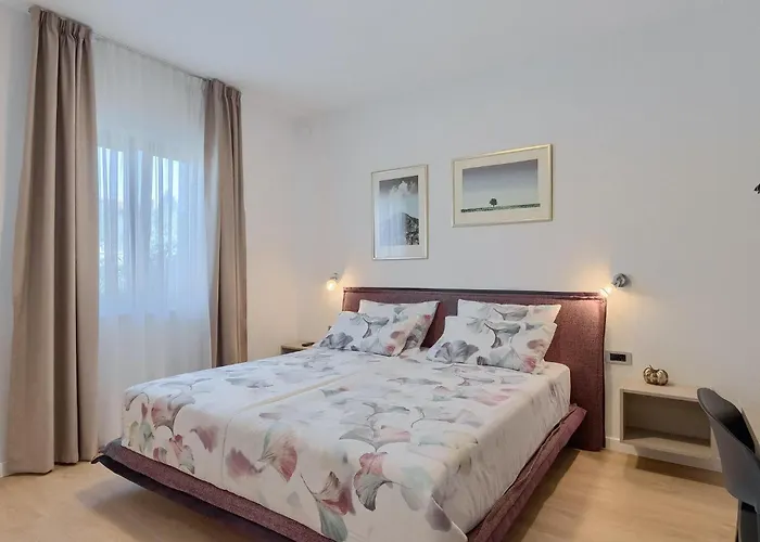 Villa Flora Abrega Ferienhaus Poreč