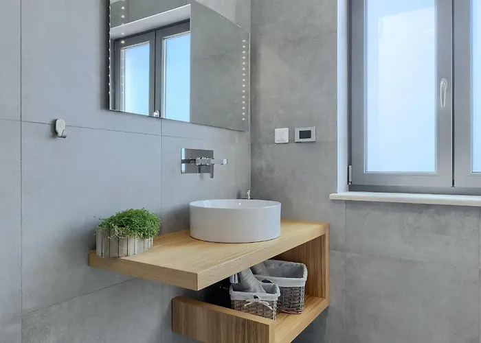 Villa Flora Abrega Ferienhaus *