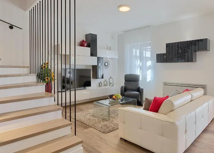 Villa Flora Abrega Ferienhaus Poreč